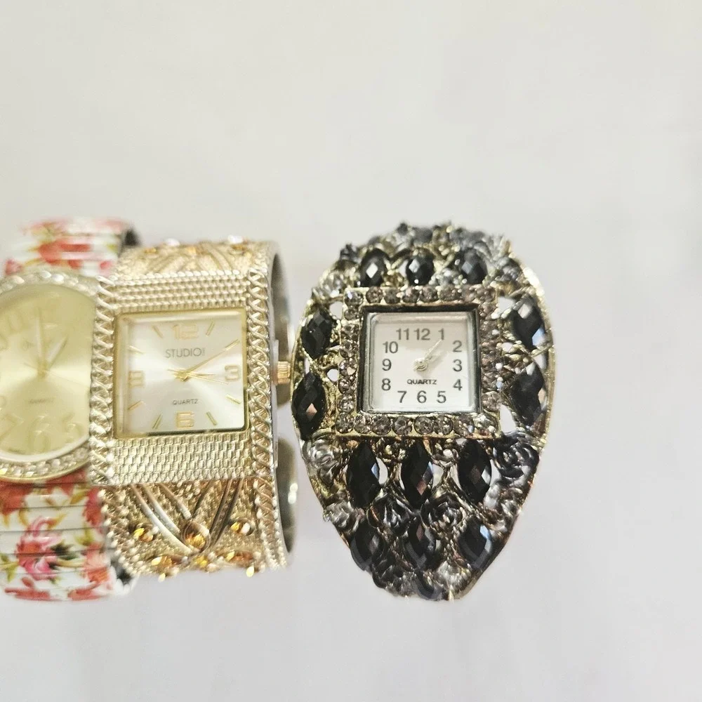Lot‎ Of Womens Watches Stylish Time Pieces Modern And Vintage Looks